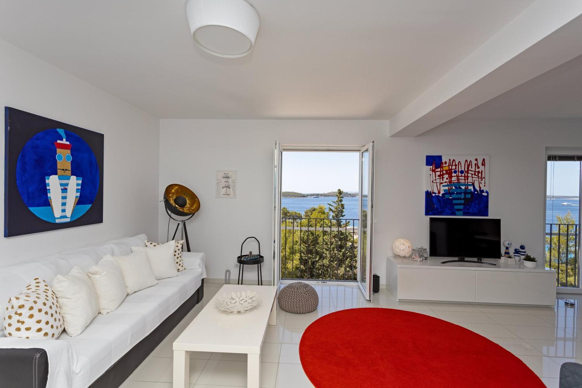 Blue Bay Apartment *