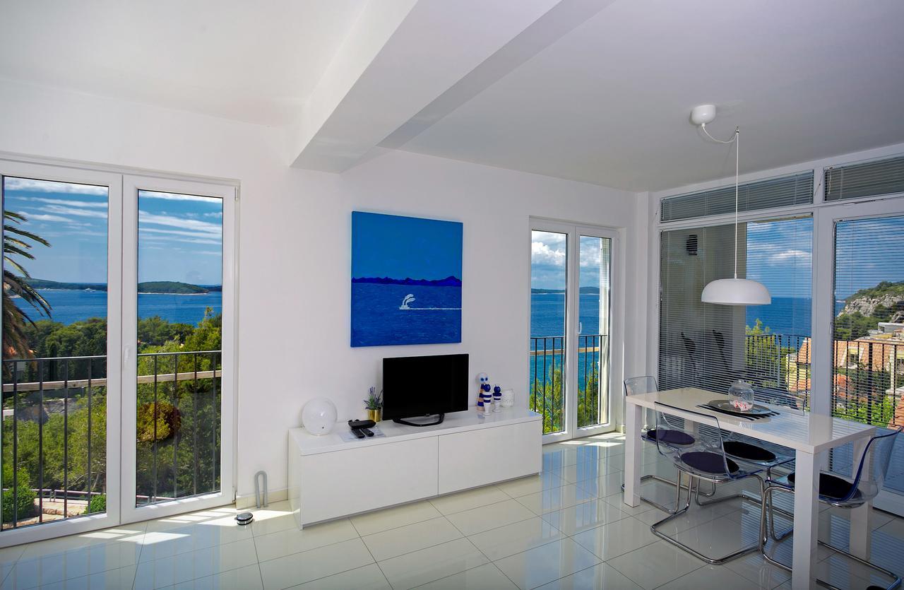 Blue Bay Apartment *